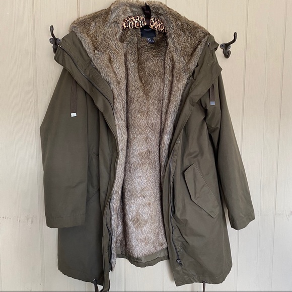 Army Green Long Fur Winter Jacket - Picture 6 of 8